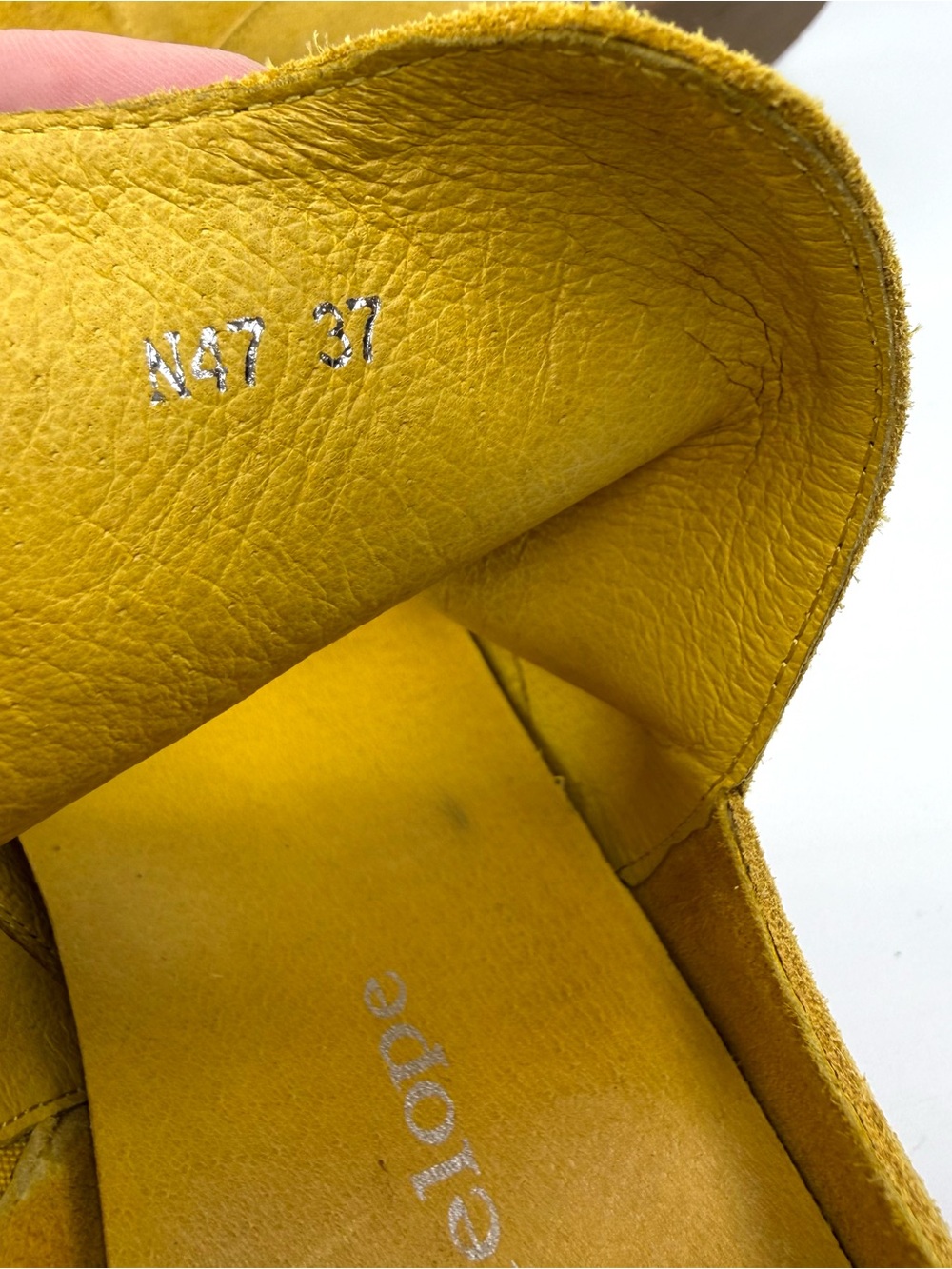Antelope N47 Cage Mustard Suede Block Heel Booties 37/6-6.5 US - Picture 14 of 16